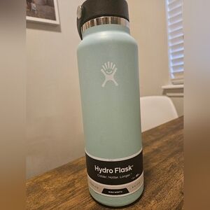 Hydro Flask 40oz Wide Mouth Water Bottle